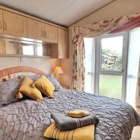 Cliffs Of Moher Hideaway *